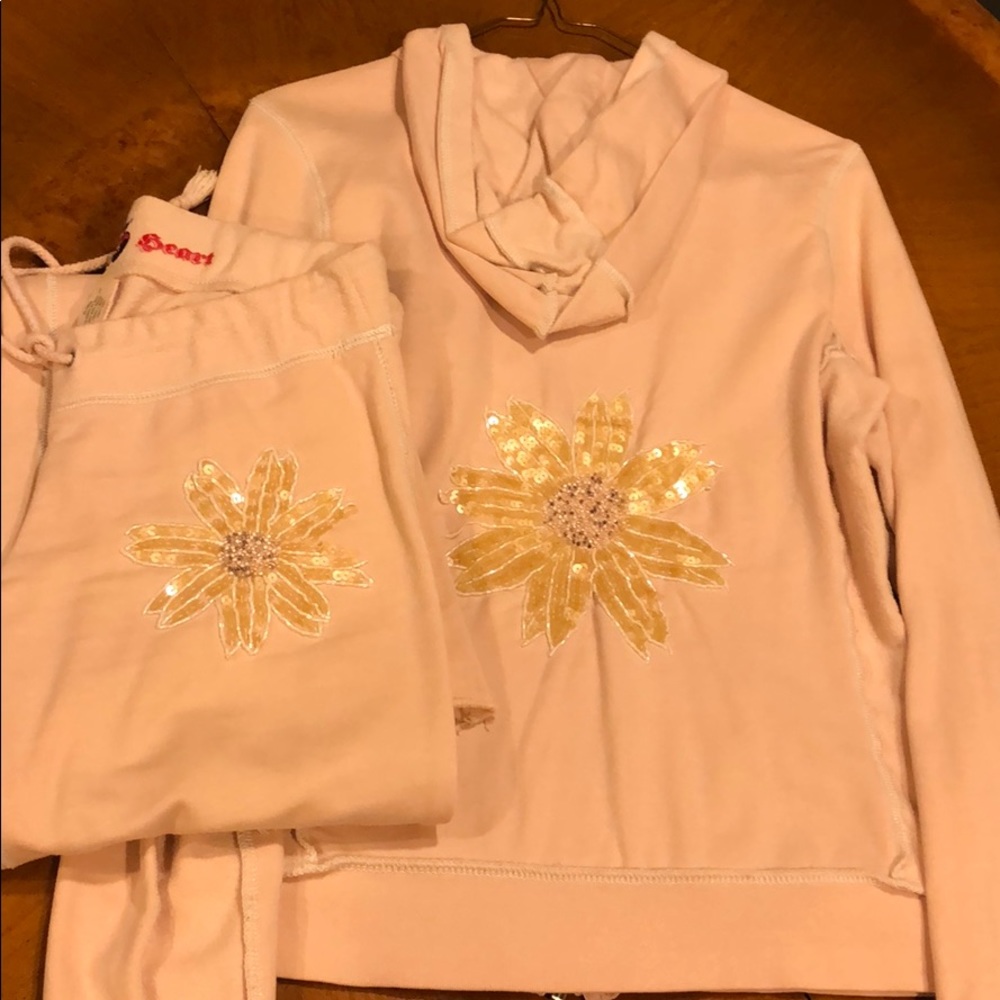 Twisted heart sweatsuit set